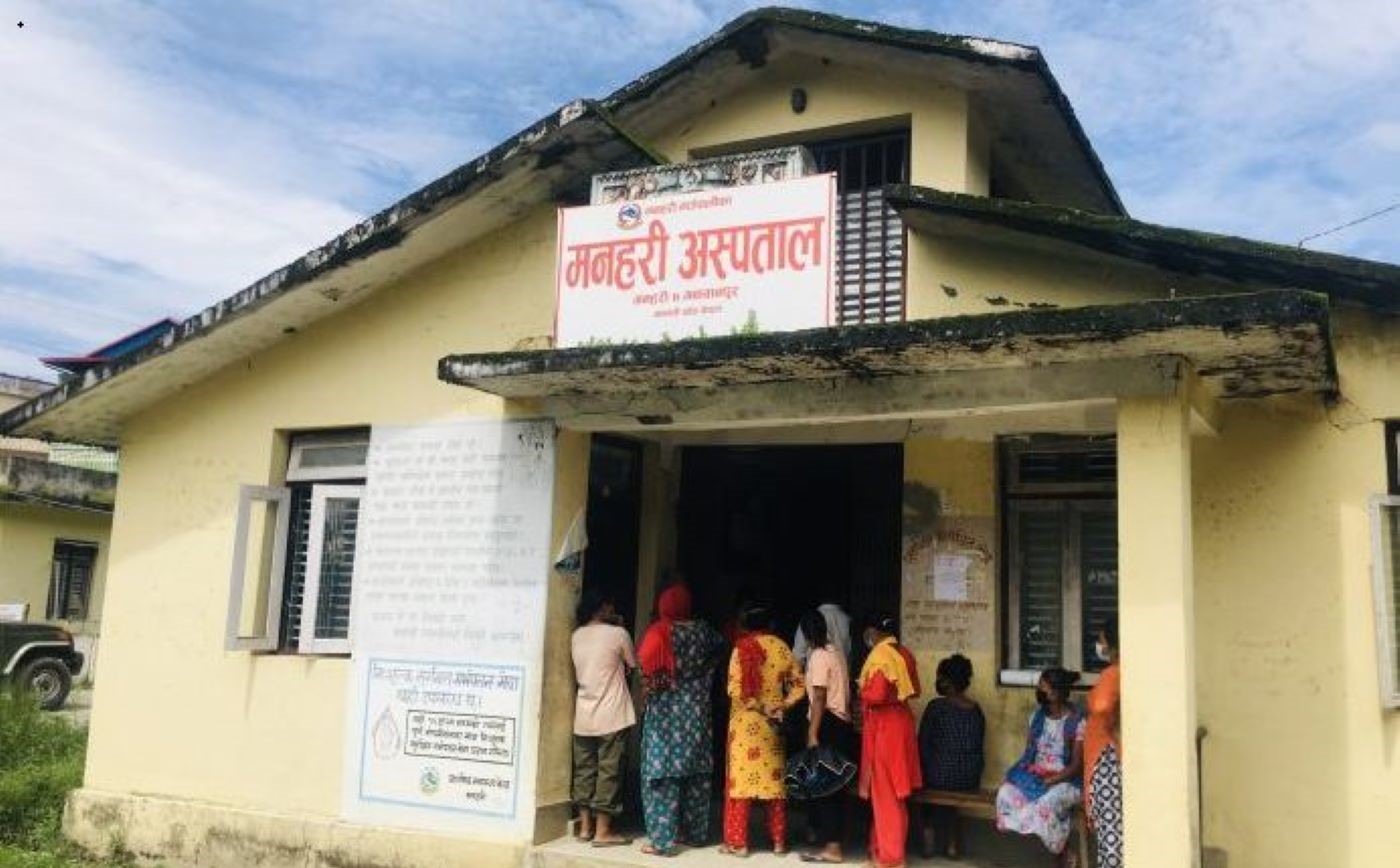 मनहरी गाउँपालिकाका ५९ कर्मचारी आन्दोलित, झण्डै डेढ वर्षदेखि भत्ता नपाएको भन्दै गाउँपालिकामा धर्ना